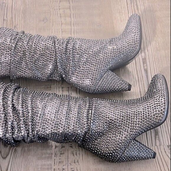 - NEW I.N.C Gerii grey Metallic Slouch Studded Boots Women shoes Pewter |5… - Picture 7 of 9